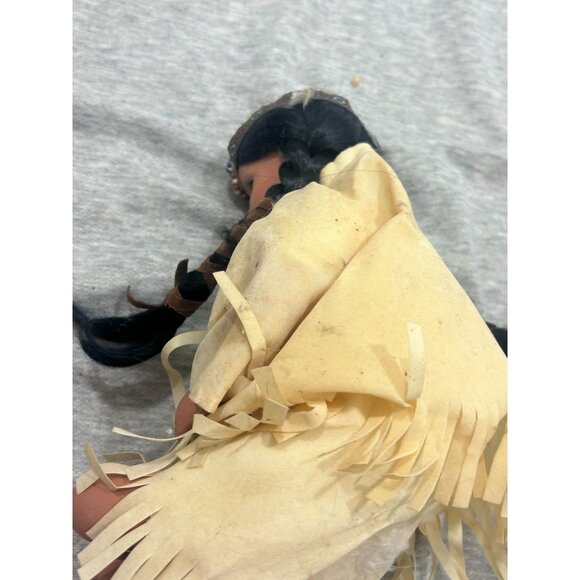 Indian Duek House Porcelain Native Doll Indian Maiden 16 In Tan Dress - Picture 8 of 8